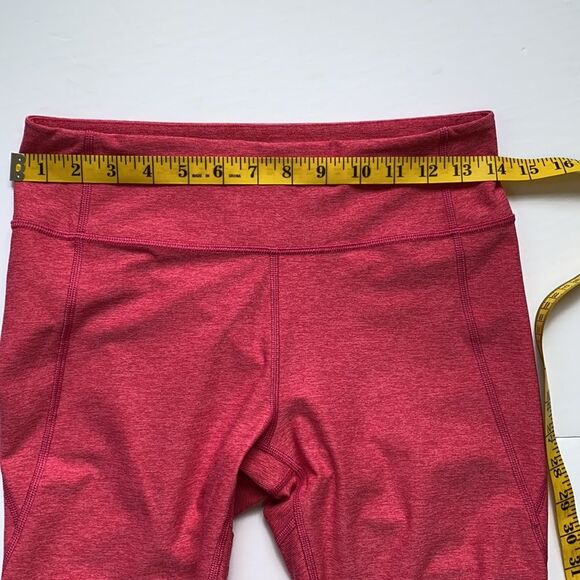 Outdoor Voices  3/4 Warm Up Leggings in Flamingo Fuchsia Pink Barbiecore - Picture 7 of 8